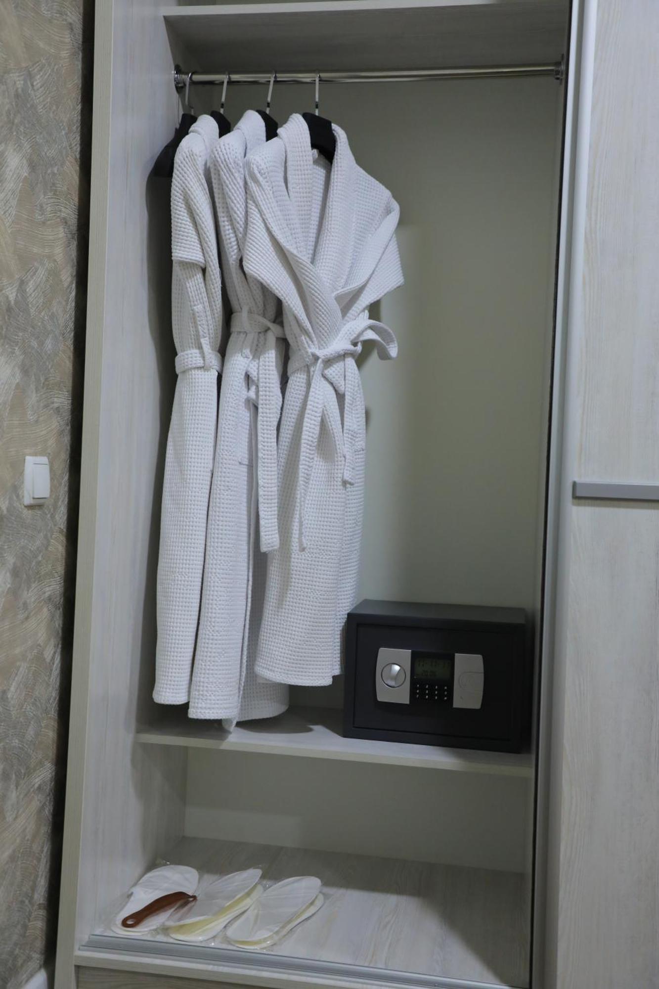 Hobiz Hotel ナボイ エクステリア 写真